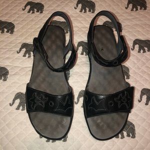 Softwalk | Billings Black Sandal